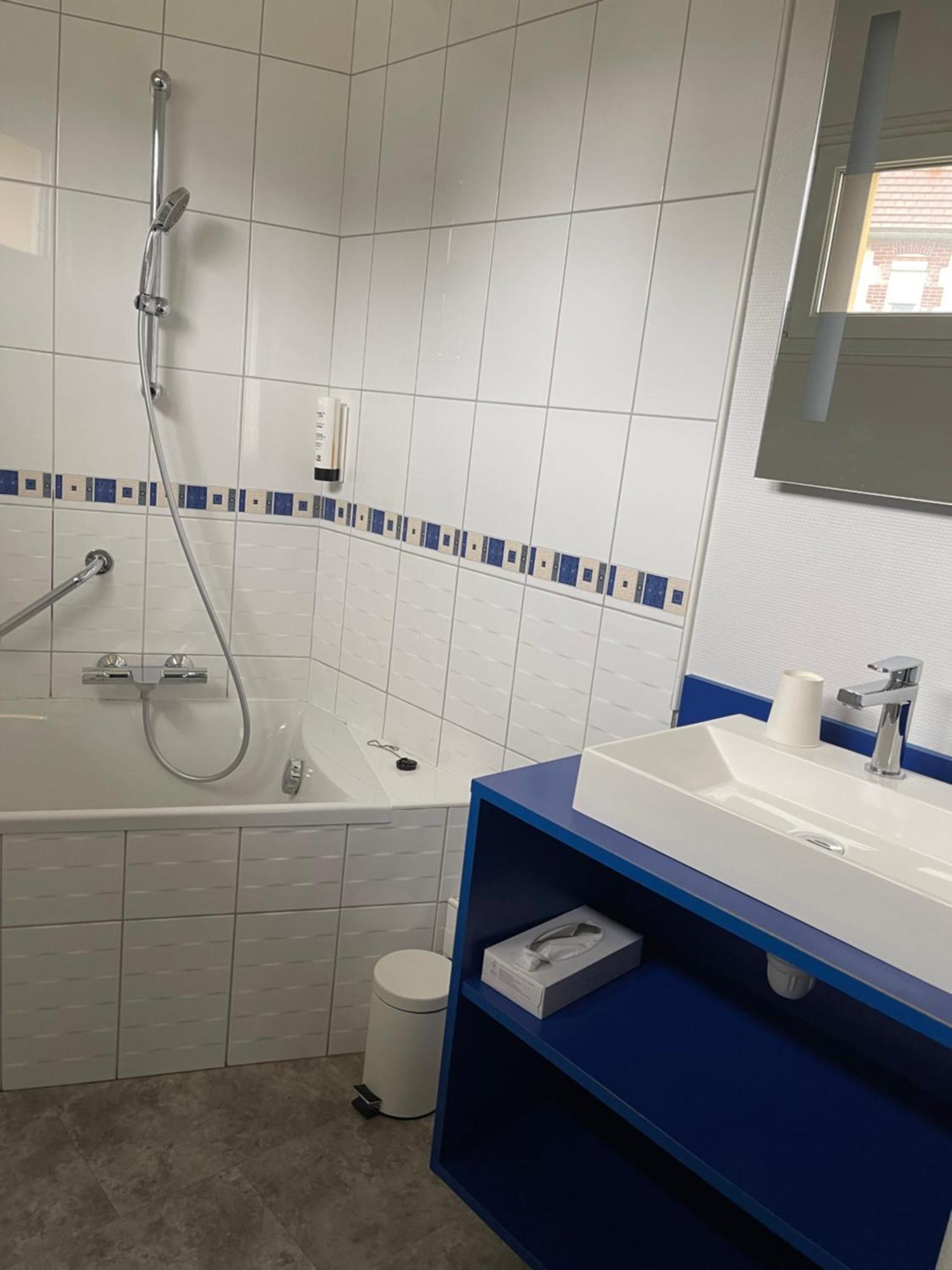 Bagnoles Hotel - Contact Hotel Bagnoles de l'Orne Normandie Bagian luar foto